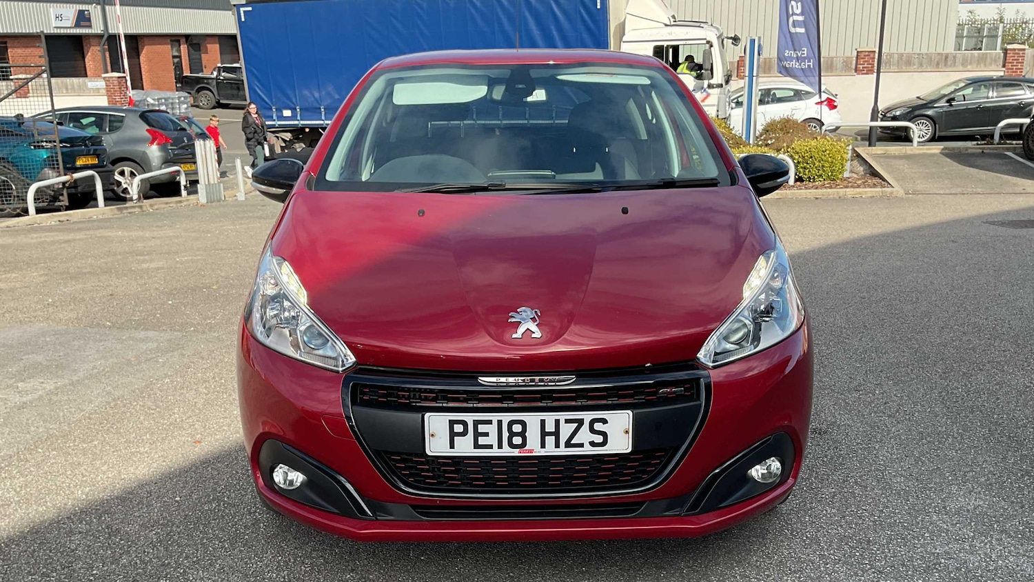 Used Peugeot 208 2018 for sale - 76088067: Photo 3