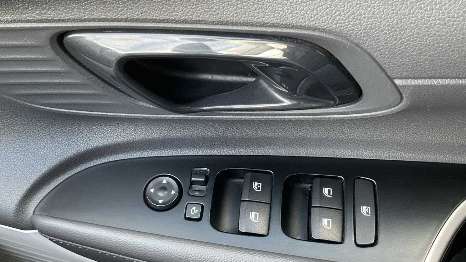 Used Hyundai BAYON 2022 for sale - 76362624: Photo 31