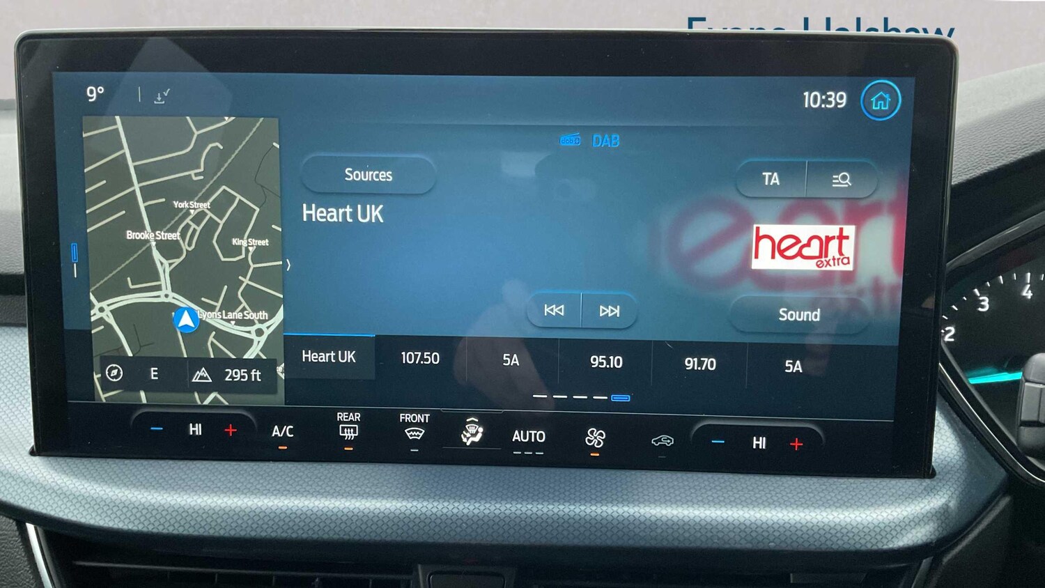 Used Ford Focus 2024 for sale - 76889844: Photo 11