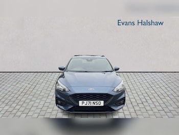 Used Ford Focus 2021 for sale - 76316133: Photo 4