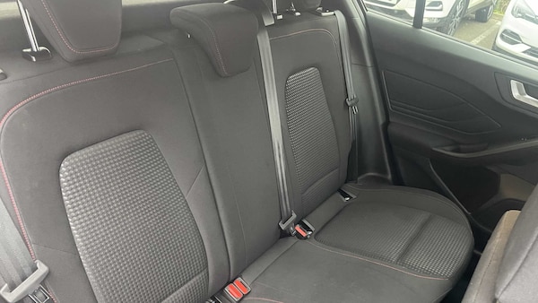 Used Ford Focus 2021 for sale - 76316133: Photo 9