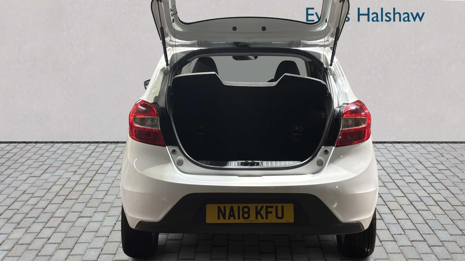 Used Ford Ka+ 2018 for sale - 76745936: Photo 10