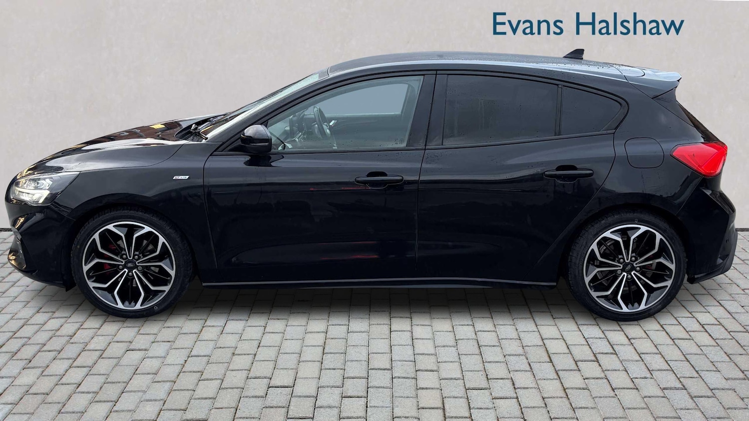 Used Ford Focus 2021 for sale - 77032242: Photo 4