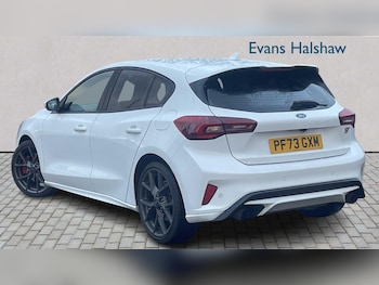 Used Ford Focus 2023 for sale - 77011085: Photo