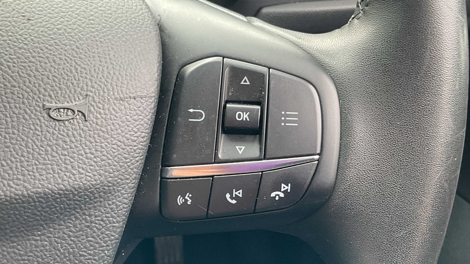 Used Ford Focus 2023 for sale - 76087845: Photo 31