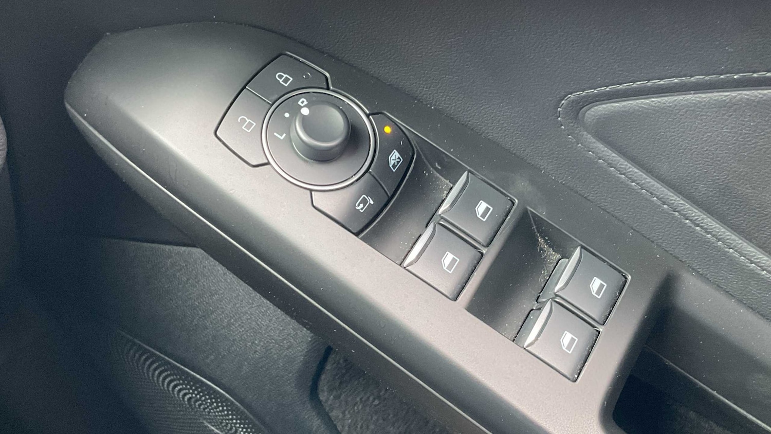 Used Ford Focus 2023 for sale - 76087845: Photo 32