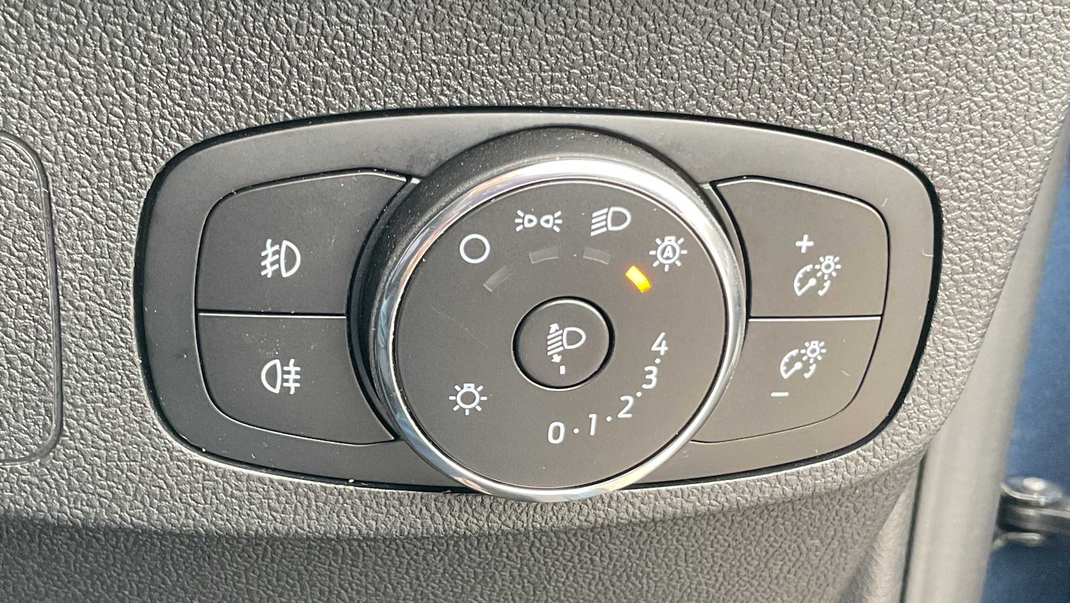 Used Ford Focus 2023 for sale - 76087845: Photo 33