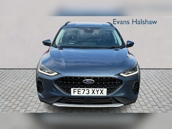 Used Ford Focus 2023 for sale - 76087845: Photo 4