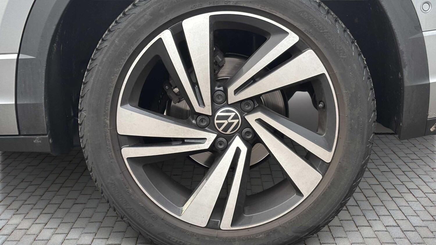 Used Volkswagen T-Roc 2023 for sale - 77232983: Photo 6