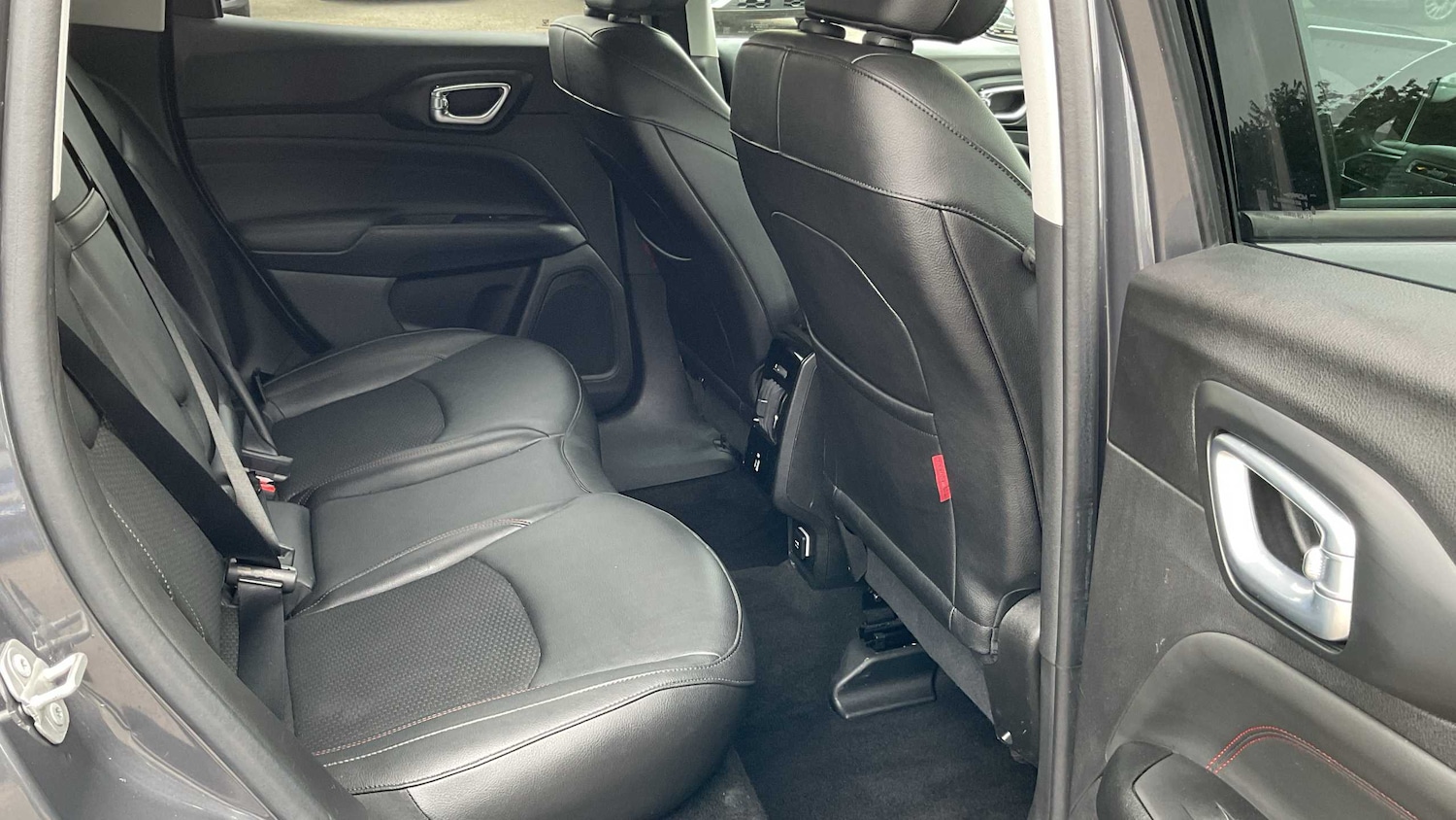 Used Jeep Compass 2023 for sale - 76435562: Photo 8