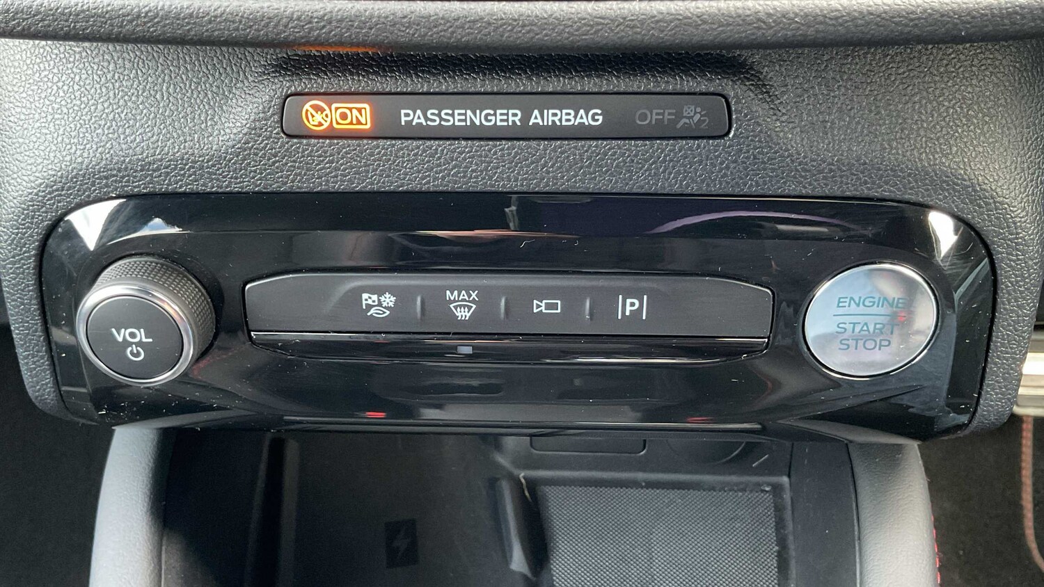 Used Ford Kuga 2024 for sale - 75930985: Photo 21