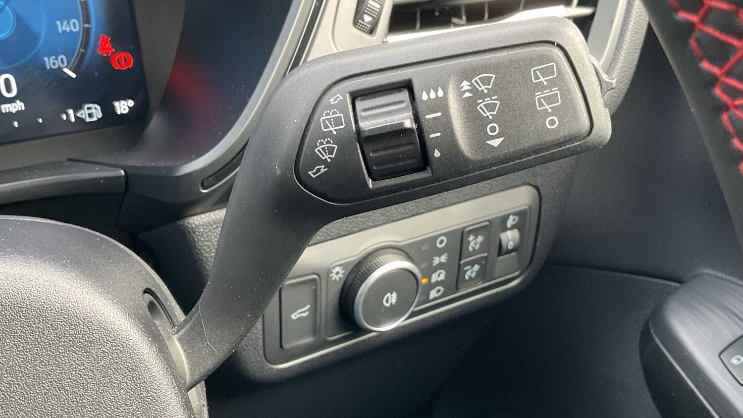 Used Ford Kuga 2024 for sale - 75930985: Photo 28