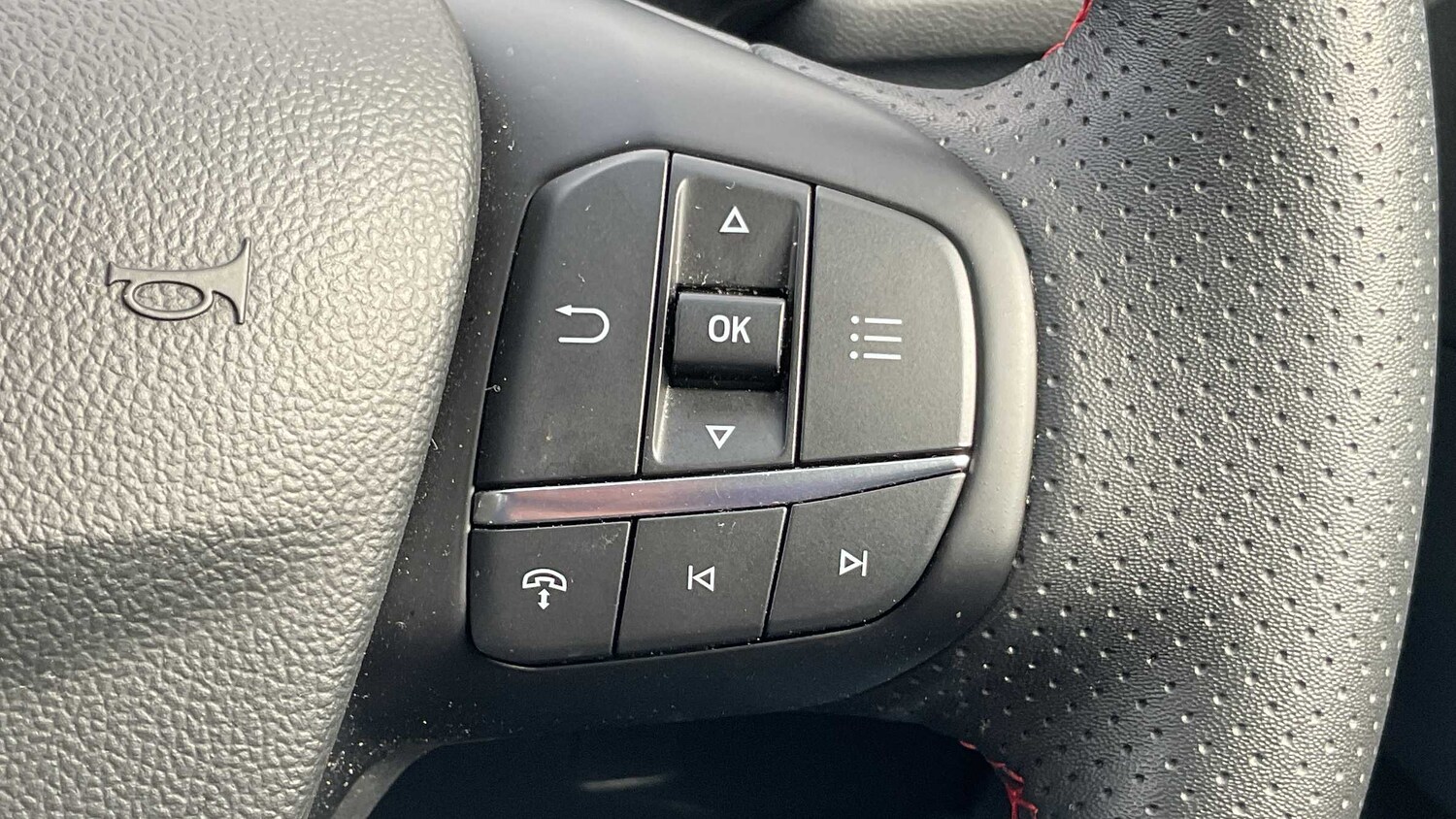 Used Ford Kuga 2024 for sale - 75930985: Photo 30