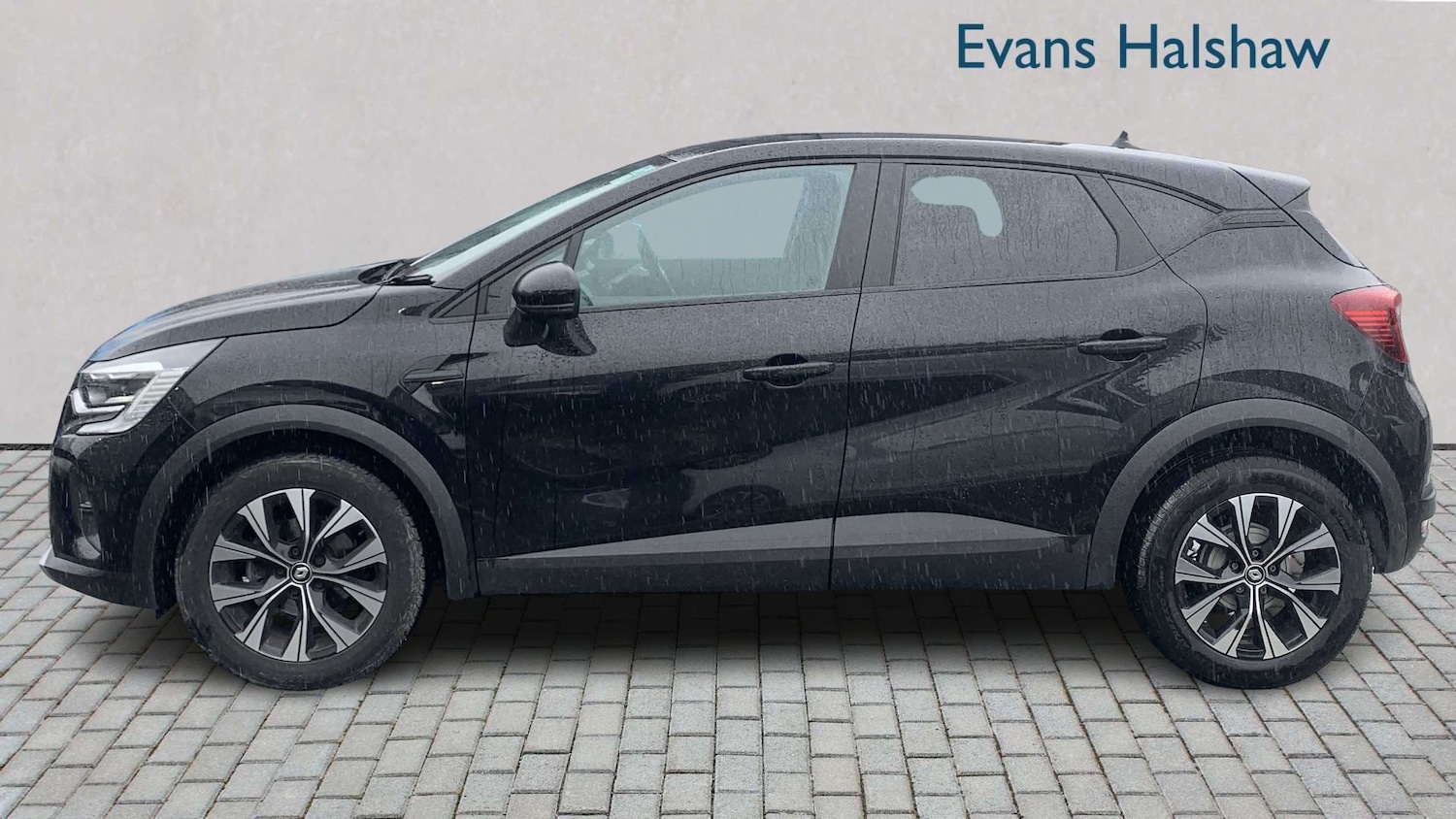 Used Renault Captur 2024 for sale - 78052429: Photo 4