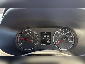 Used Dacia Sandero 2023 for sale - 76156346: Photo