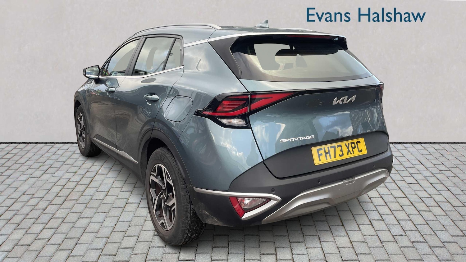 Used Kia Sportage 2024 for sale - 76401306: Photo 2