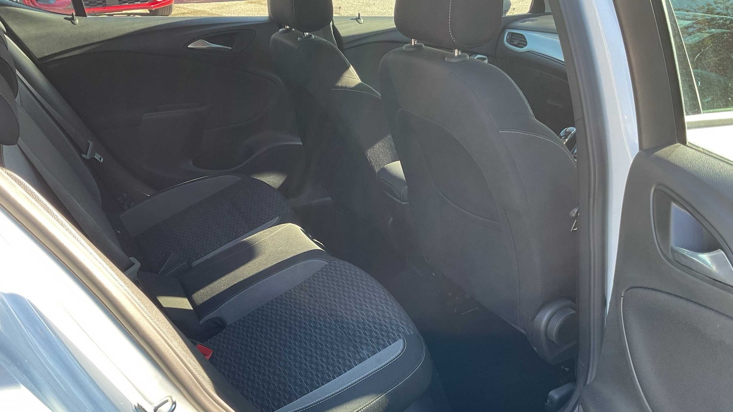 Used Vauxhall Astra for sale - 77347999: Photo 8