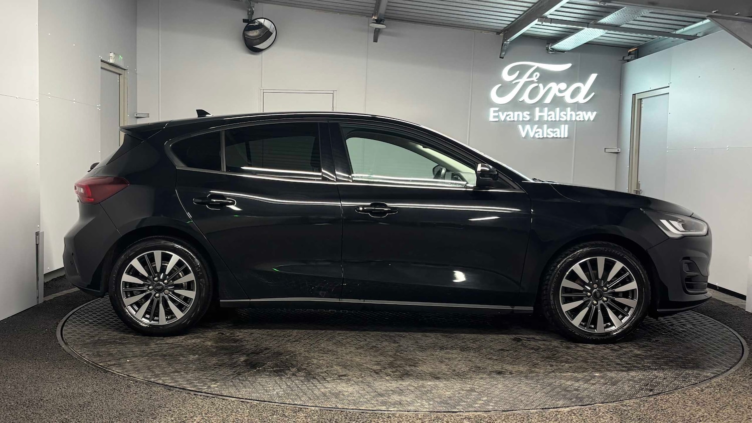 Used Ford Focus 2023 for sale - 77373729: Photo 4