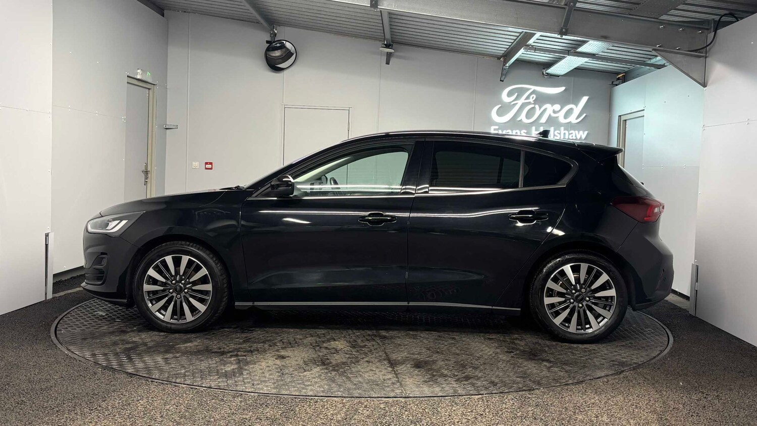 Used Ford Focus 2023 for sale - 77373729: Photo 8