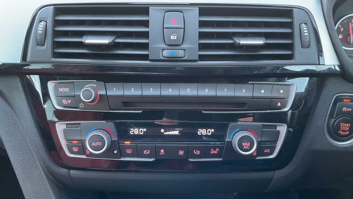 Used BMW 3 Series 2018 for sale - 77082993: Photo 17