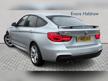 Used BMW 3 Series 2018 for sale - 77082993: Photo
