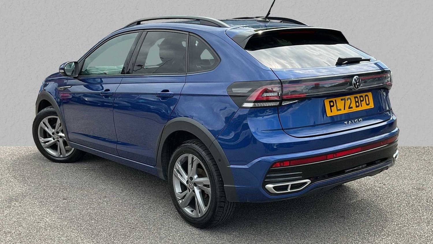 Used Volkswagen Taigo 2023 for sale - 76610570: Photo 2