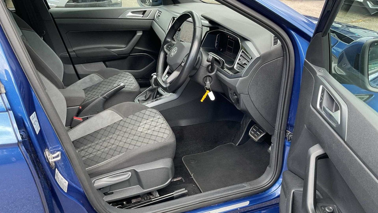 Used Volkswagen Taigo 2023 for sale - 76610570: Photo 7