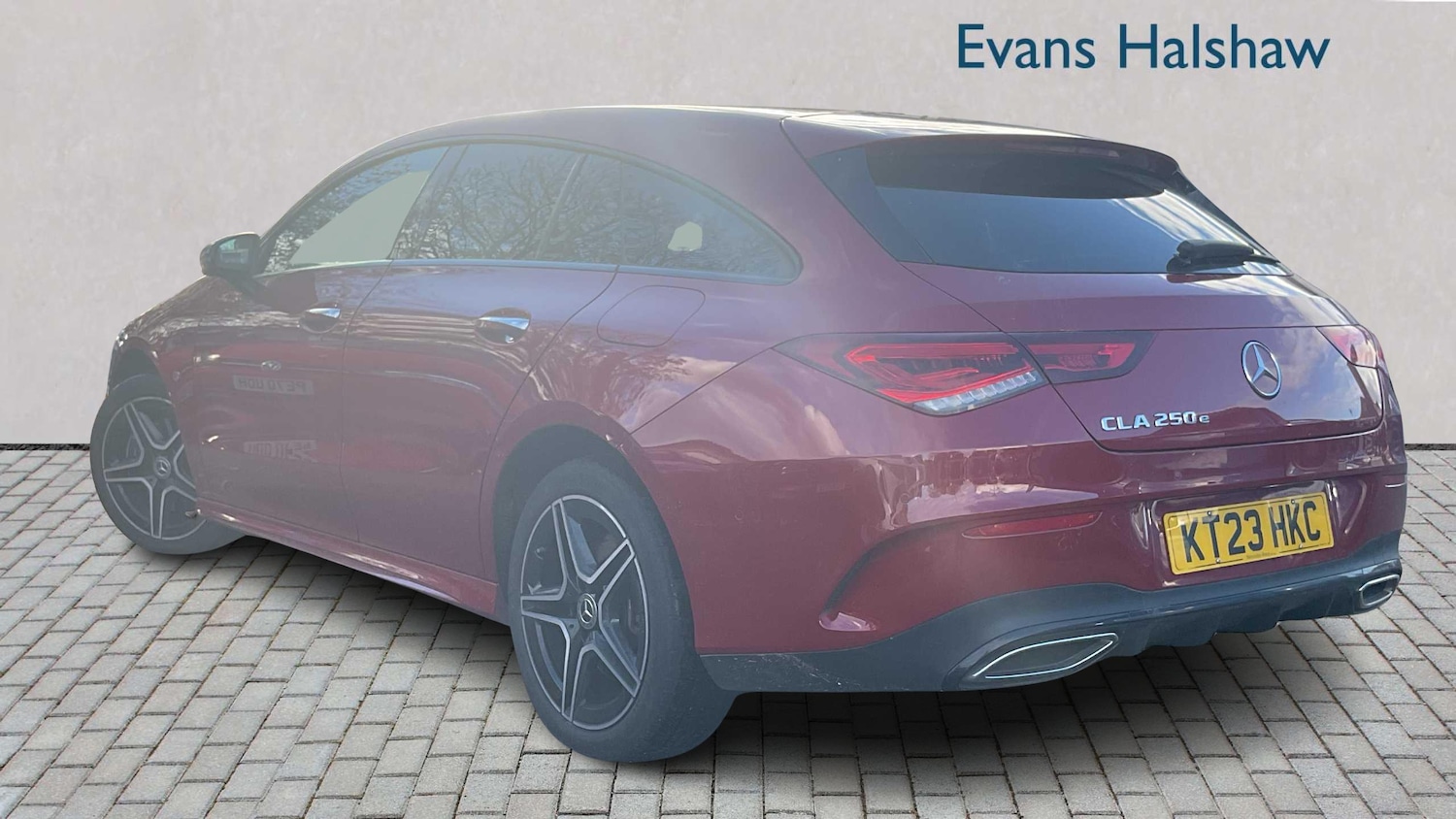 Used Mercedes-Benz CLA 2023 for sale - 76351627: Photo 2