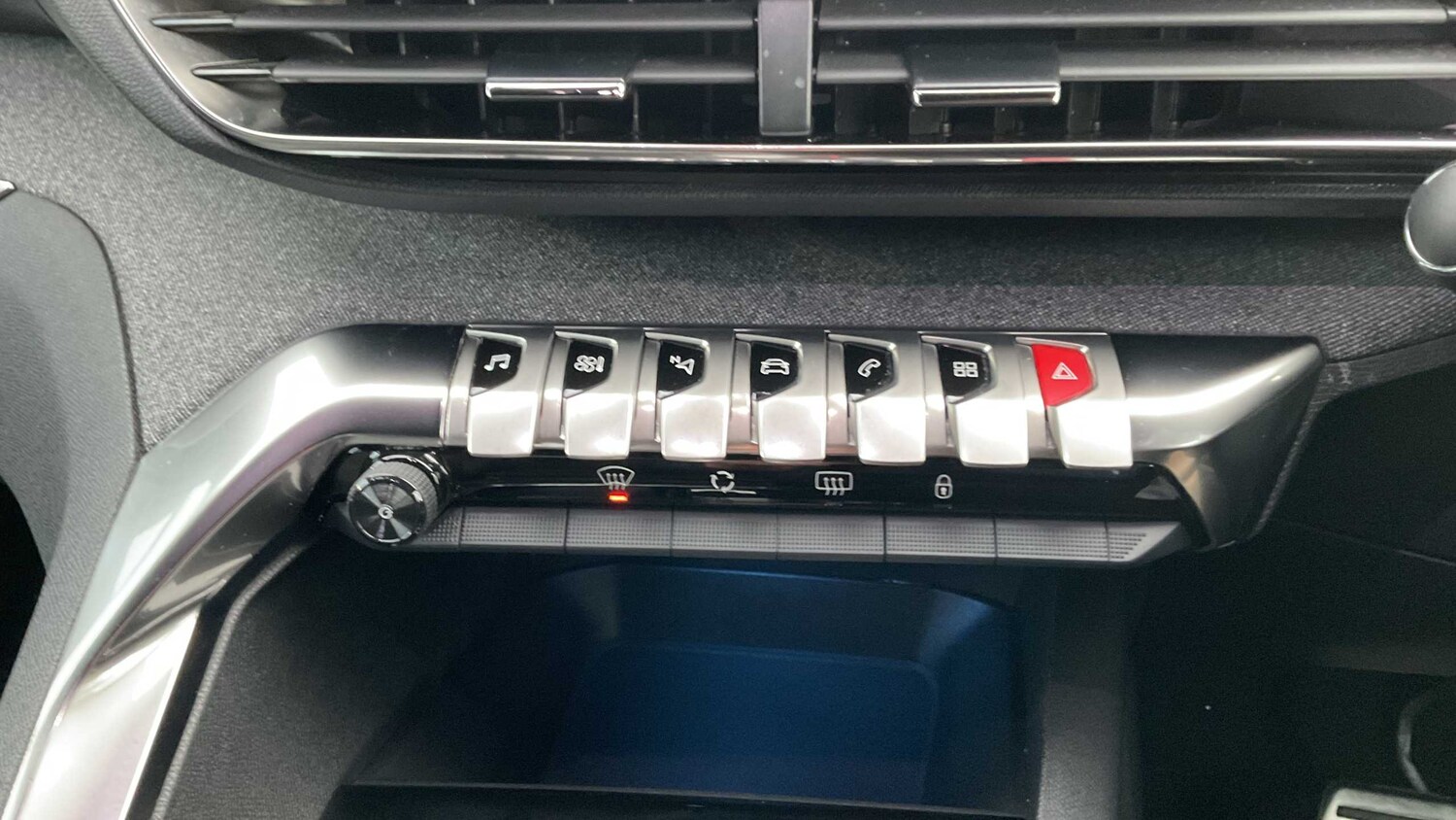 Used Peugeot 3008 2023 for sale - 77308562: Photo 17