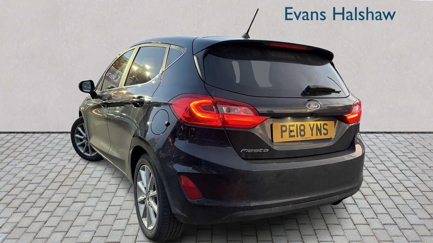 Used Ford Fiesta 2018 for sale - 76540680: Photo 3