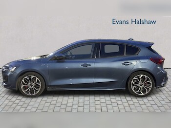 Used Ford Focus 2023 for sale - 77443328: Photo