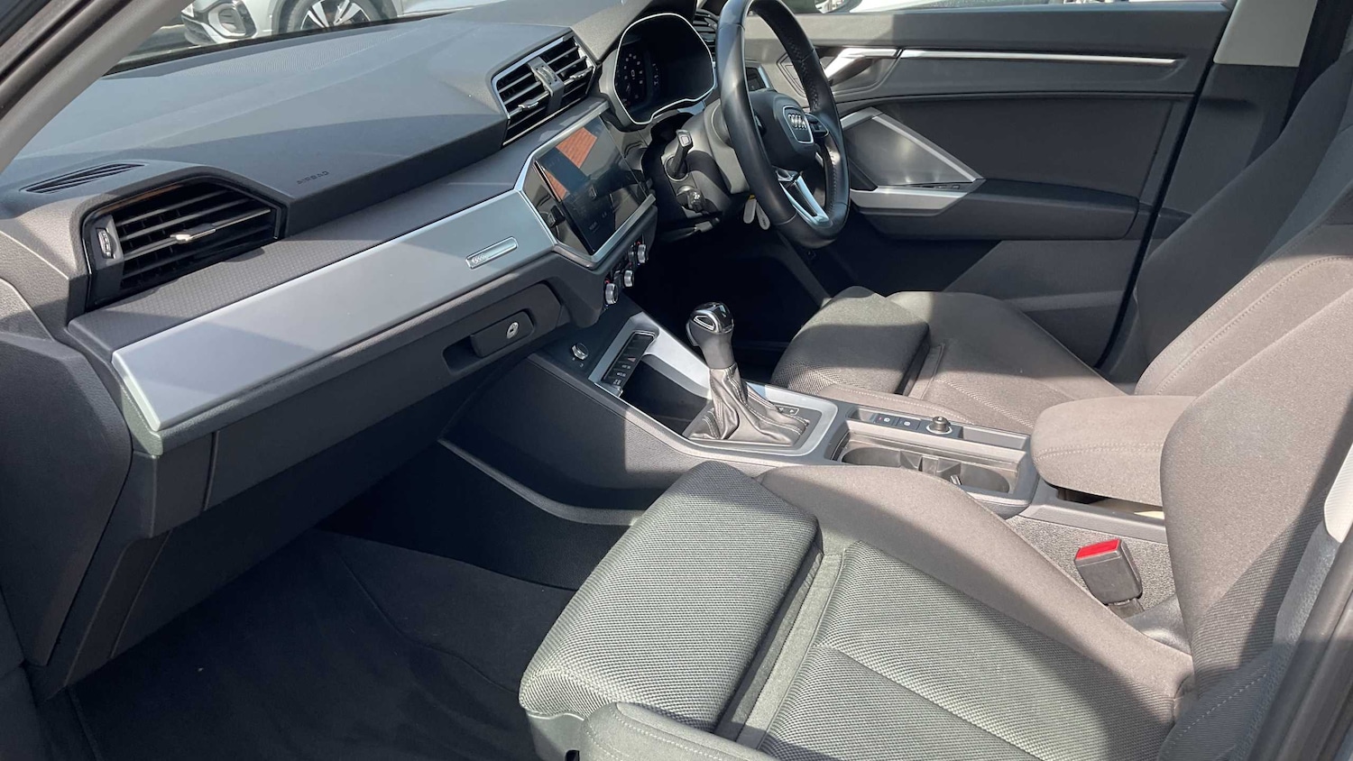 Used Audi Q3 2019 for sale - 78149197: Photo 17