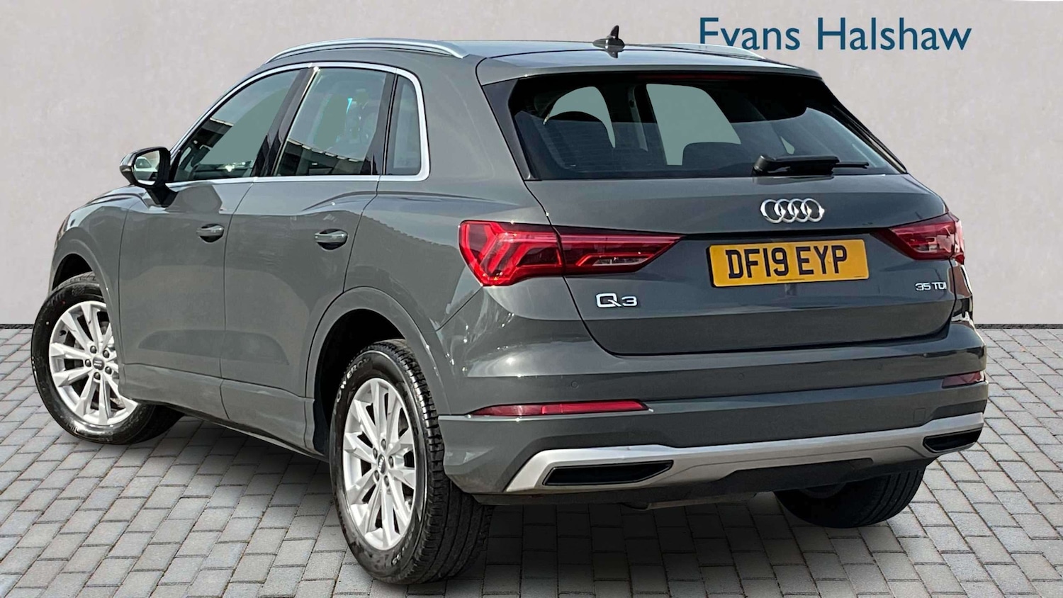 Used Audi Q3 2019 for sale - 78149197: Photo 2