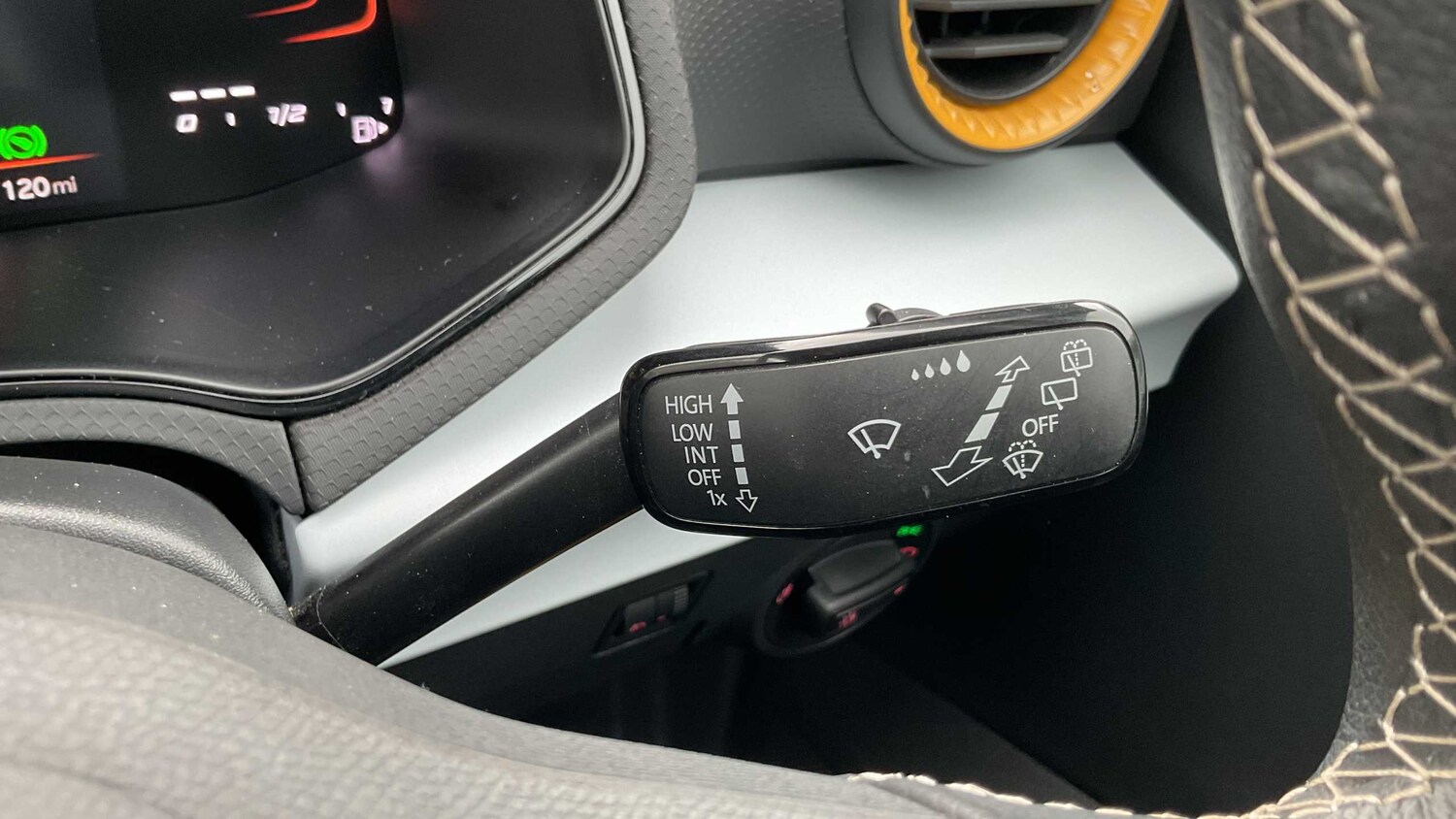 Used SEAT Arona 2024 for sale - 76442470: Photo 17