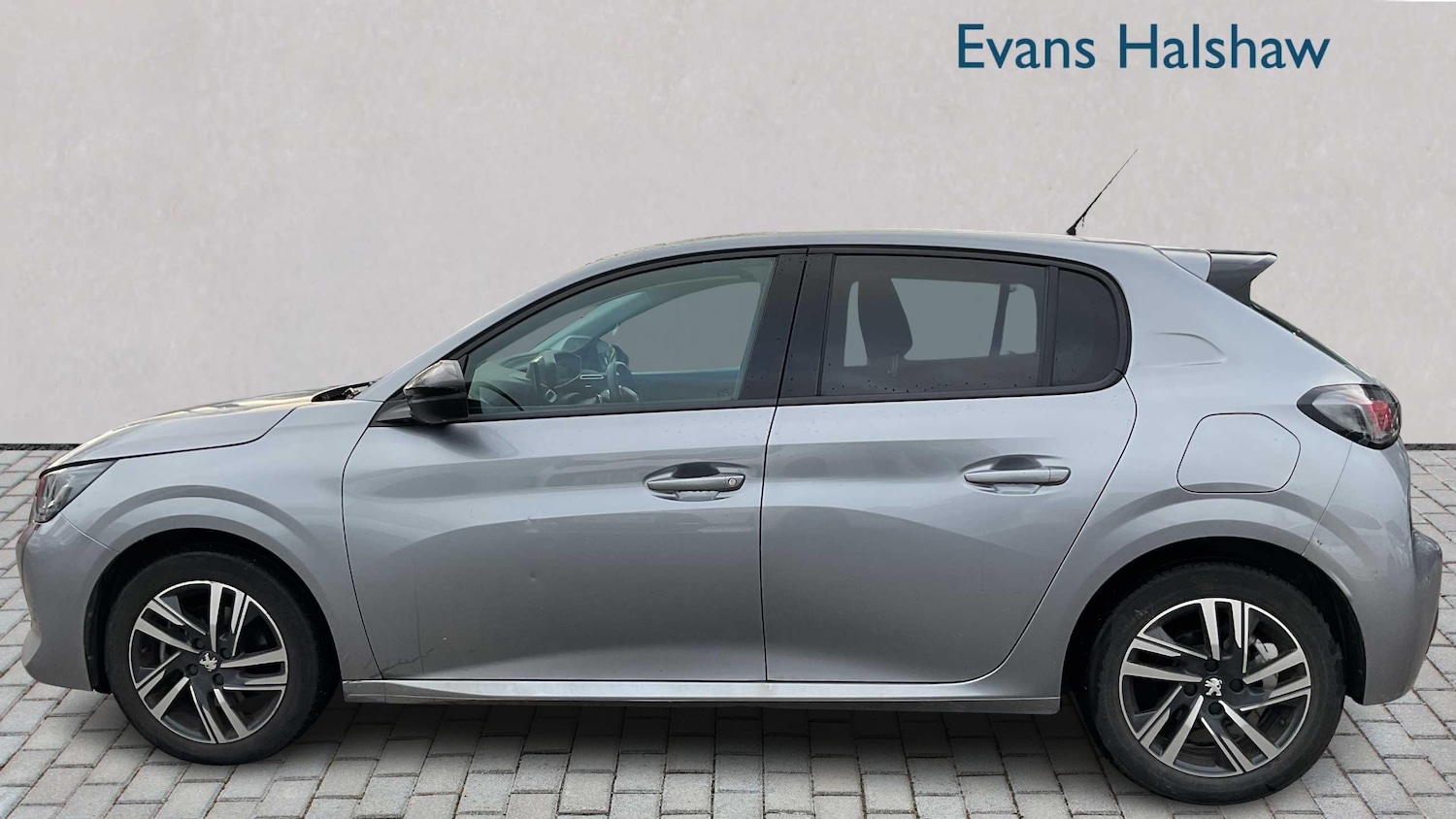 Used Peugeot 208 2023 for sale - 76929085: Photo 5