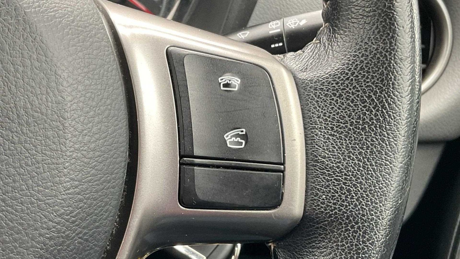Used Toyota Yaris 2015 for sale - 76045025: Photo 29