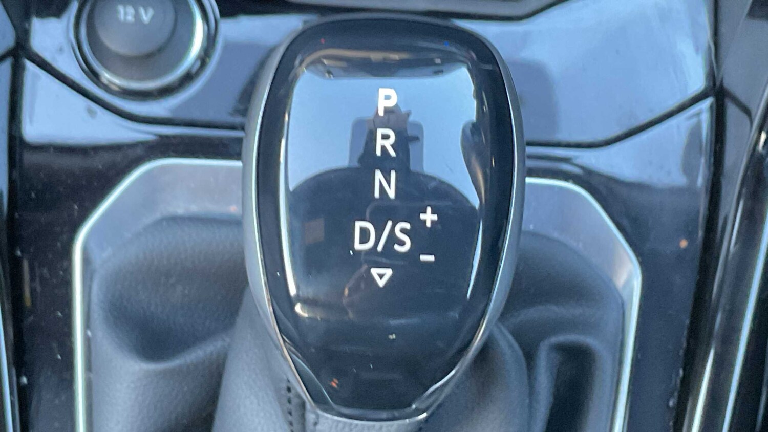 Used Volkswagen T-Roc 2023 for sale - 77810897: Photo 21