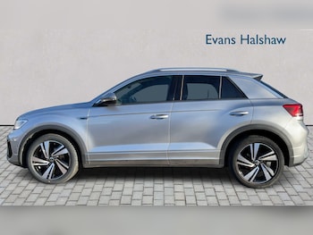 Used Volkswagen T-Roc 2023 for sale - 77810897: Photo