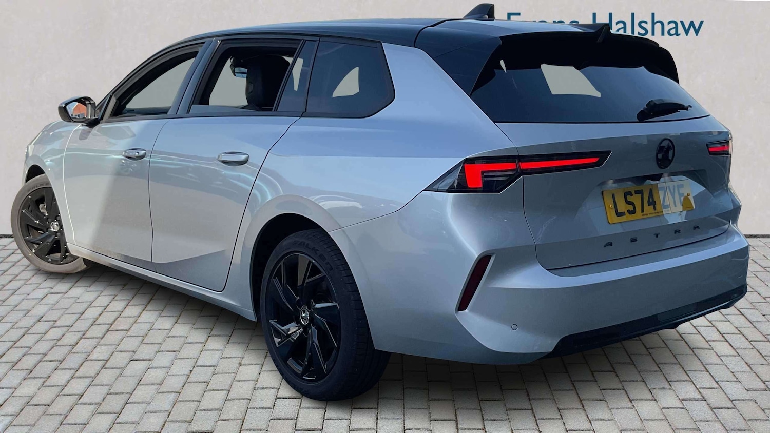 Used Vauxhall Astra 2024 for sale - 77943026: Photo 3