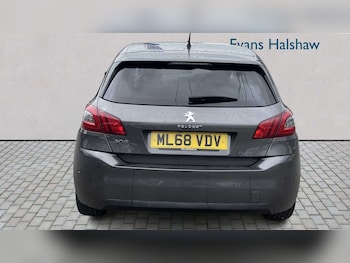 Used Peugeot 308 2018 for sale - 78651355: Photo