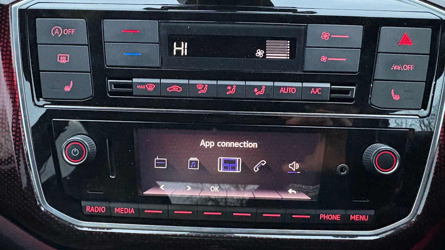 Used Volkswagen up! 2022 for sale - 77123523: Photo 16