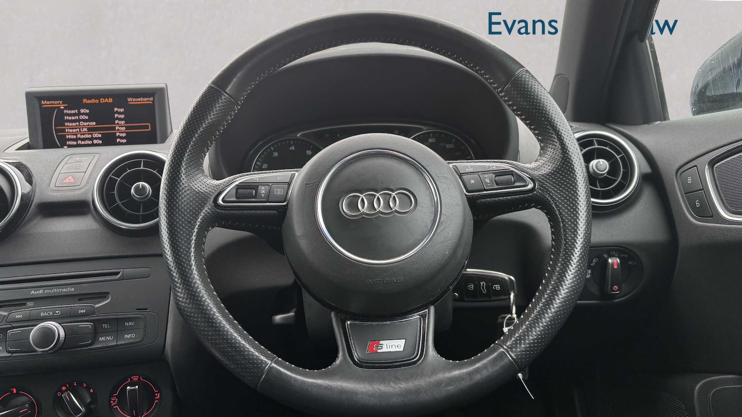 Used Audi A1 2013 for sale - 77443460: Photo 6