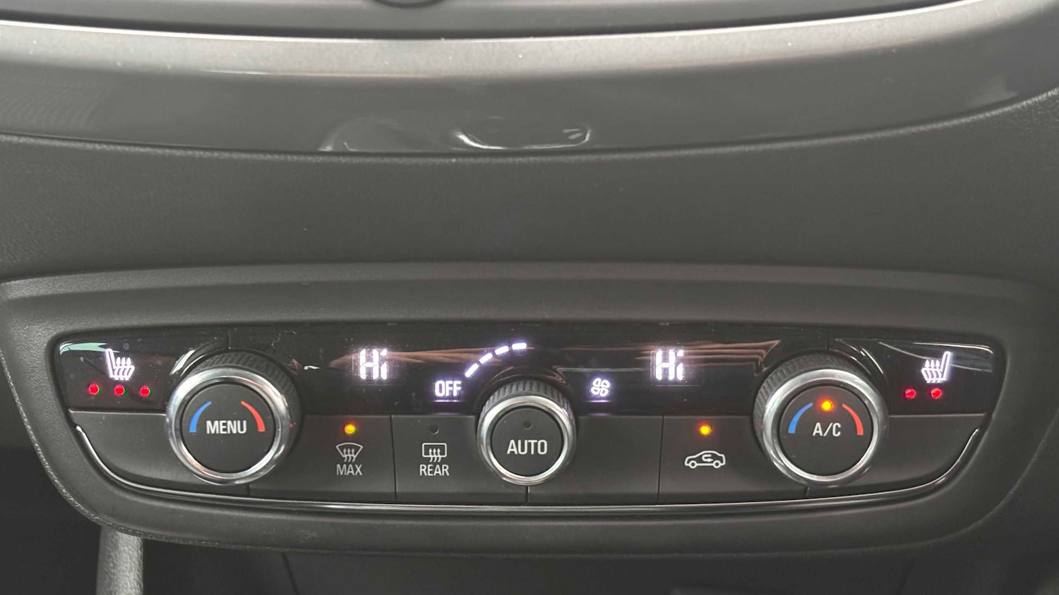 Used Vauxhall Crossland 2021 for sale - 77044122: Photo 20