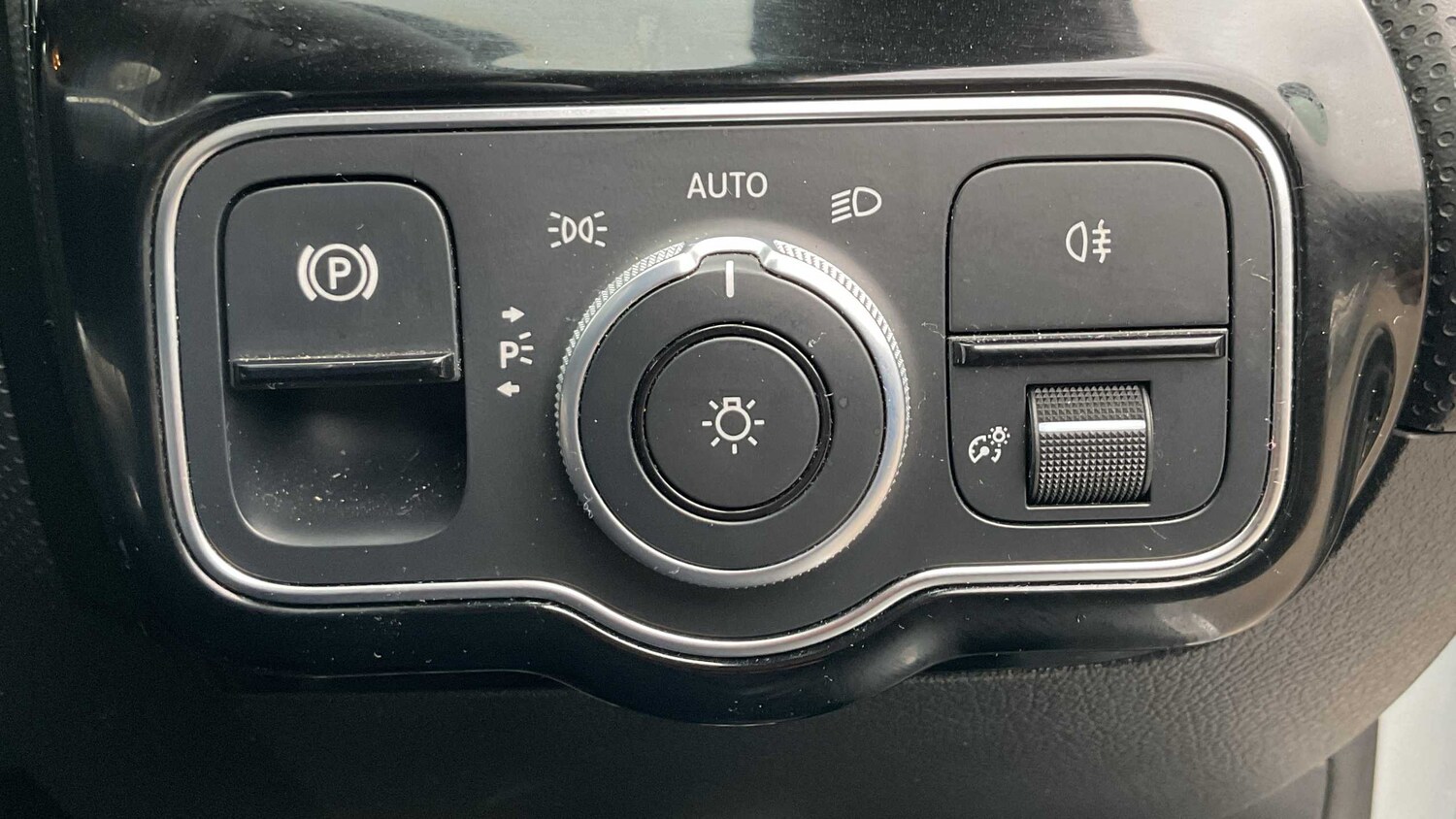 Used Mercedes-Benz A-Class 2020 for sale - 77886000: Photo 22