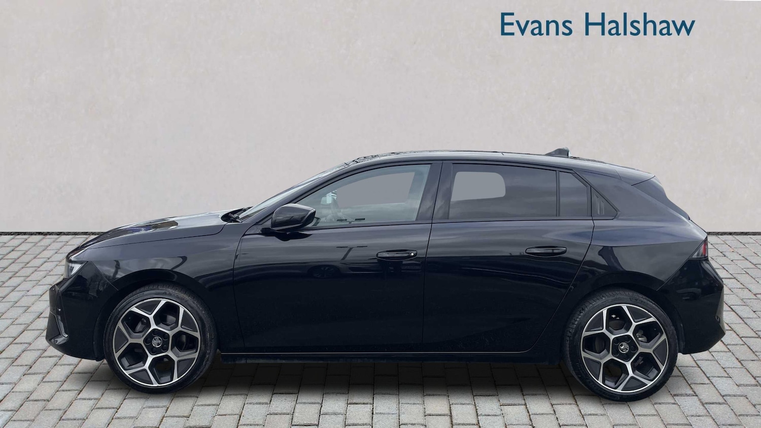 Used Vauxhall Astra for sale - 78216312: Photo 3