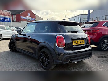 Used MINI Hatch 2023 for sale - 77589111: Photo