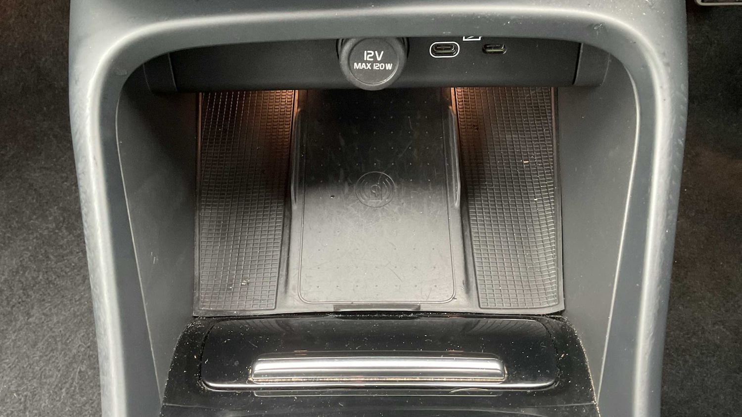 Used Volvo XC40 2022 for sale - 75903057: Photo 24