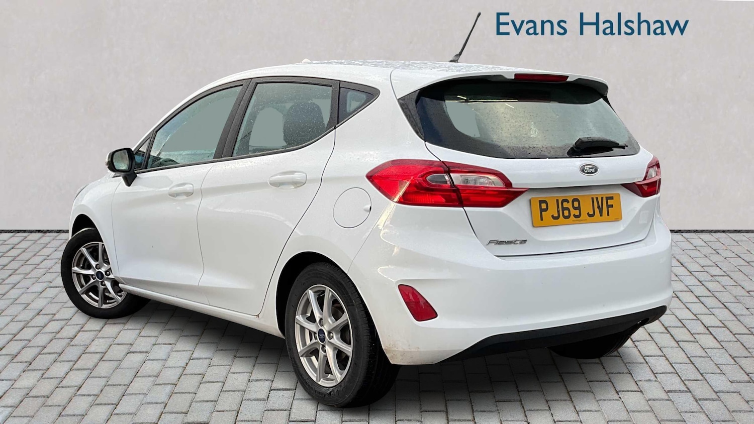 Used Ford Fiesta 2019 for sale - 76411388: Photo 2