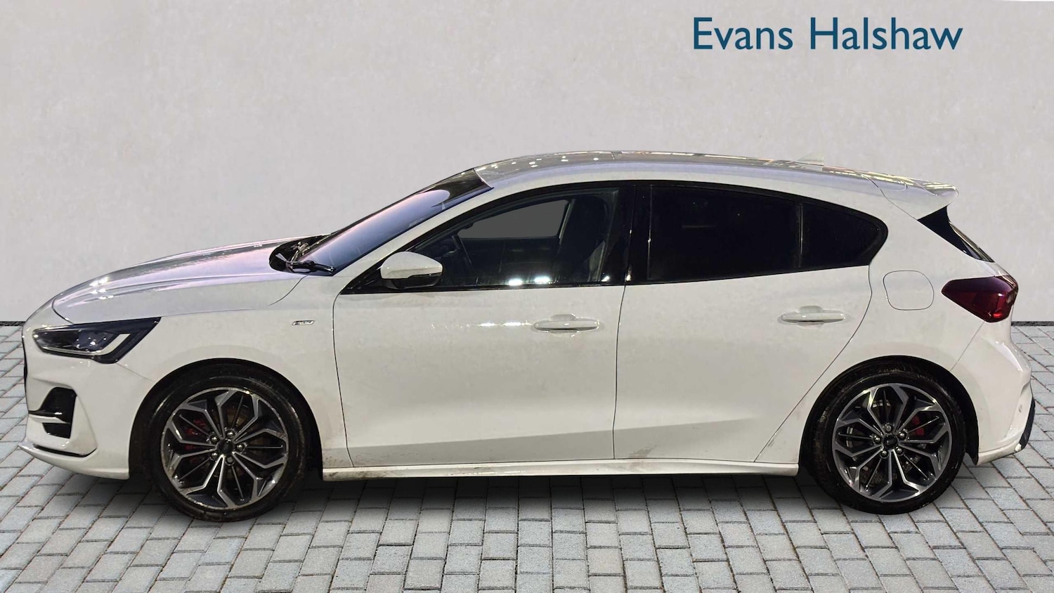 Used Ford Focus 2023 for sale - 77257242: Photo 4