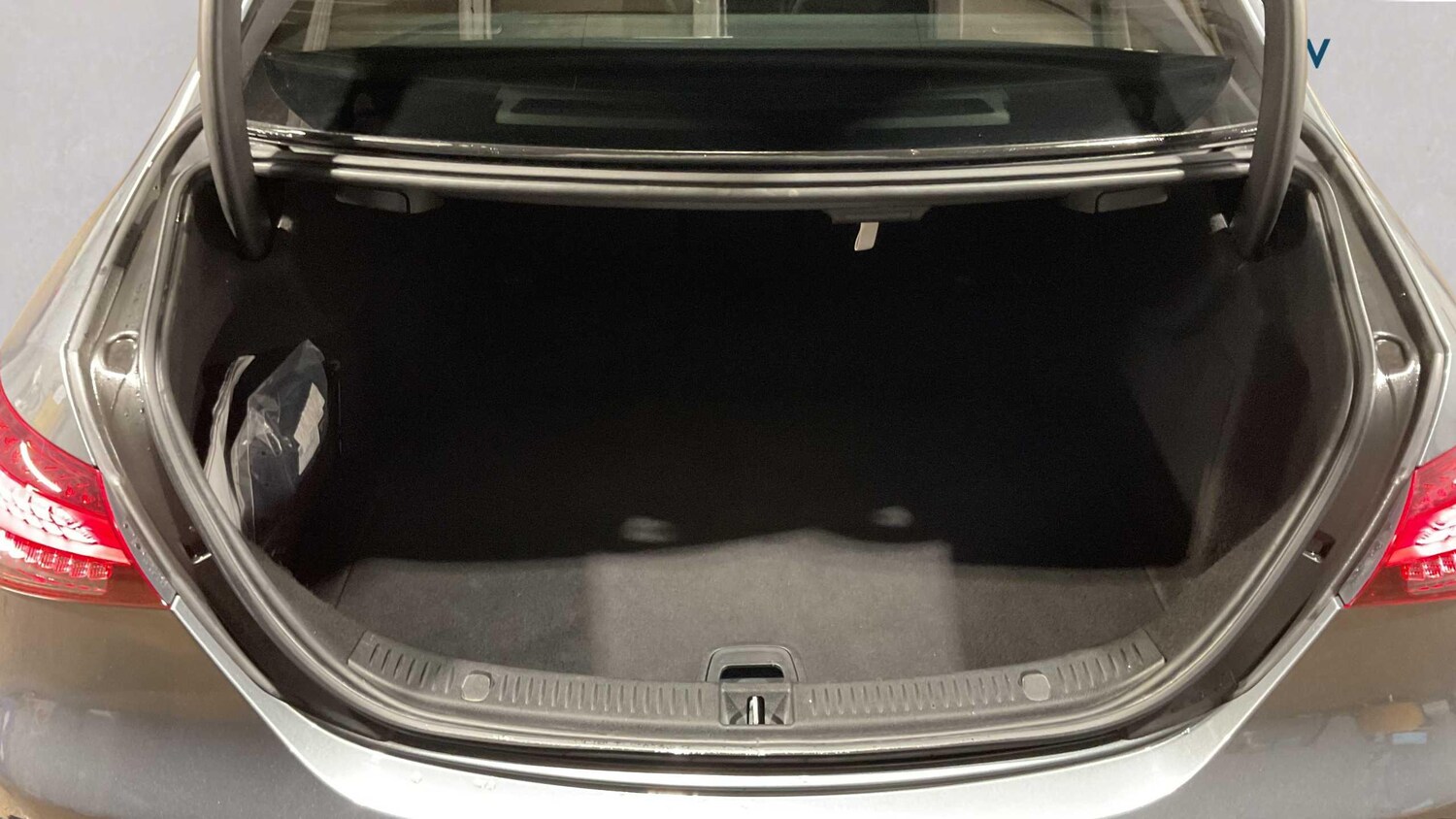 Used Mercedes-Benz E Class 2021 for sale - 77219647: Photo 7